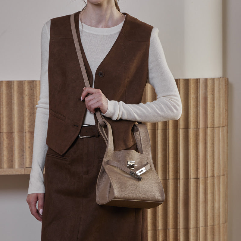 Genuine Leather Fashionable Shoulder Crossbody Handbag