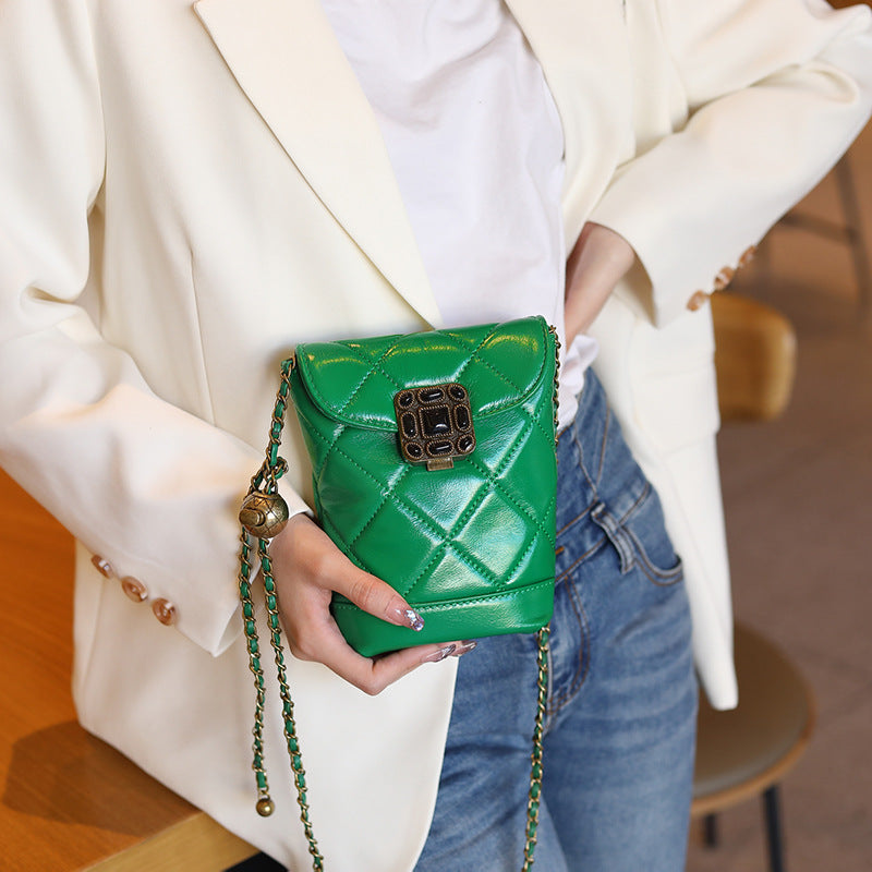 Fashionable Genuine Leather Shoulder Quilted Chain Bag
