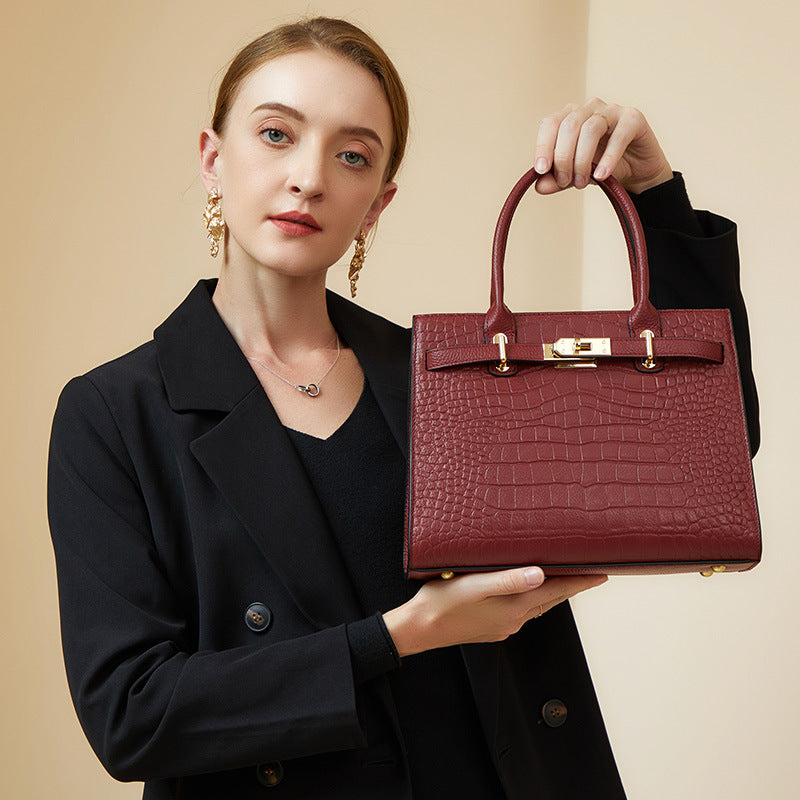 Fashionable Large Capacity Genuine Leather Top Handle Bag