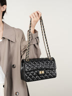 Fashionable Quilted Chain Shoulder Crossbody Bag