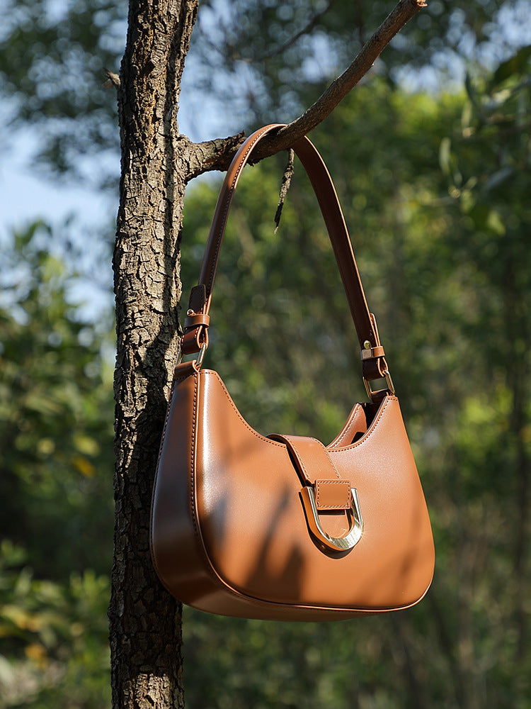 Fashionable Shoulder Crossbody Baguette Bag