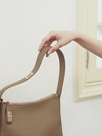 Commuter Genuine Leather Shoulder Crossbody Dumpling Handbag