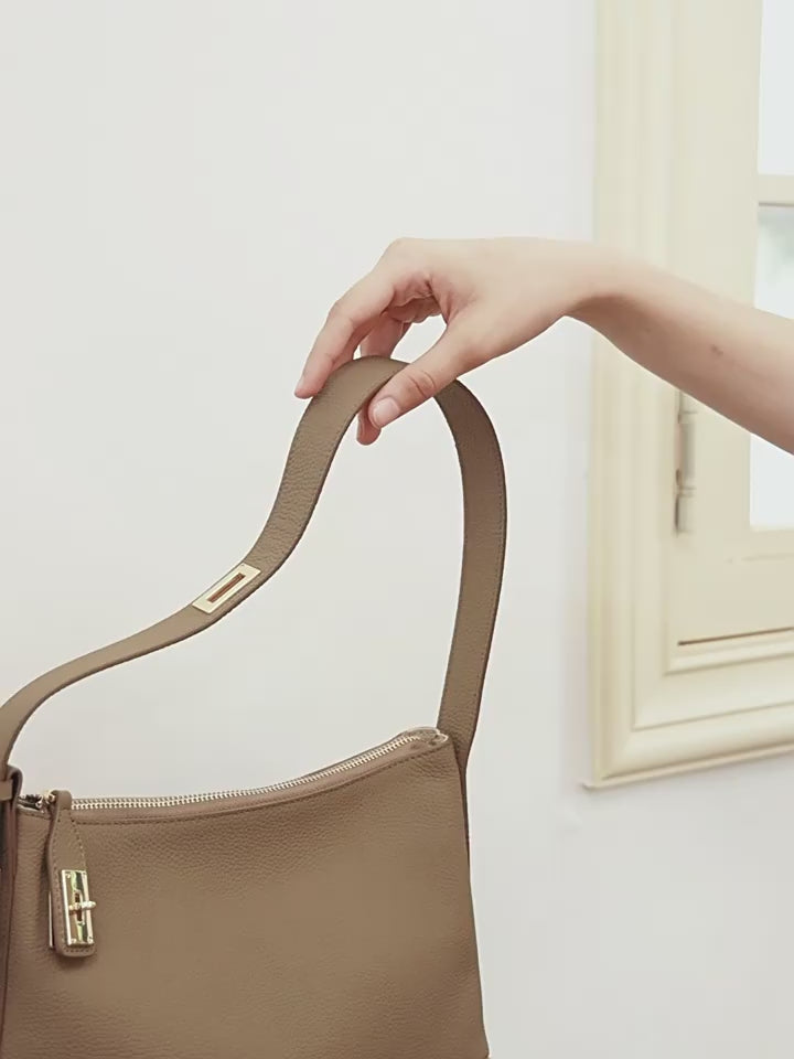 Commuter Genuine Leather Shoulder Crossbody Dumpling Handbag